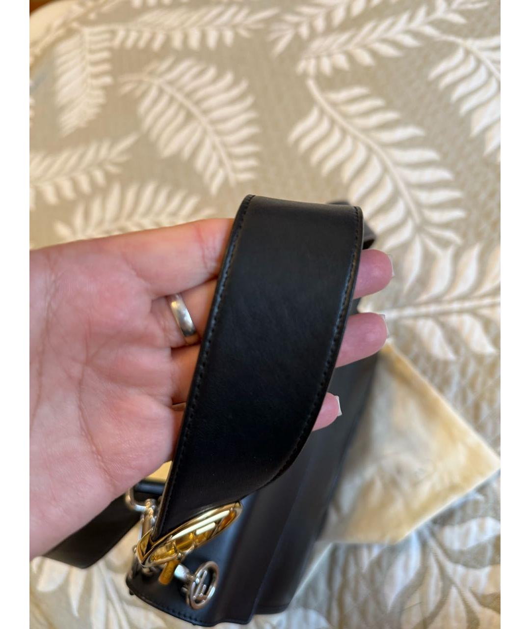 FENDI Черная кожаная сумка через плечо, фото 5