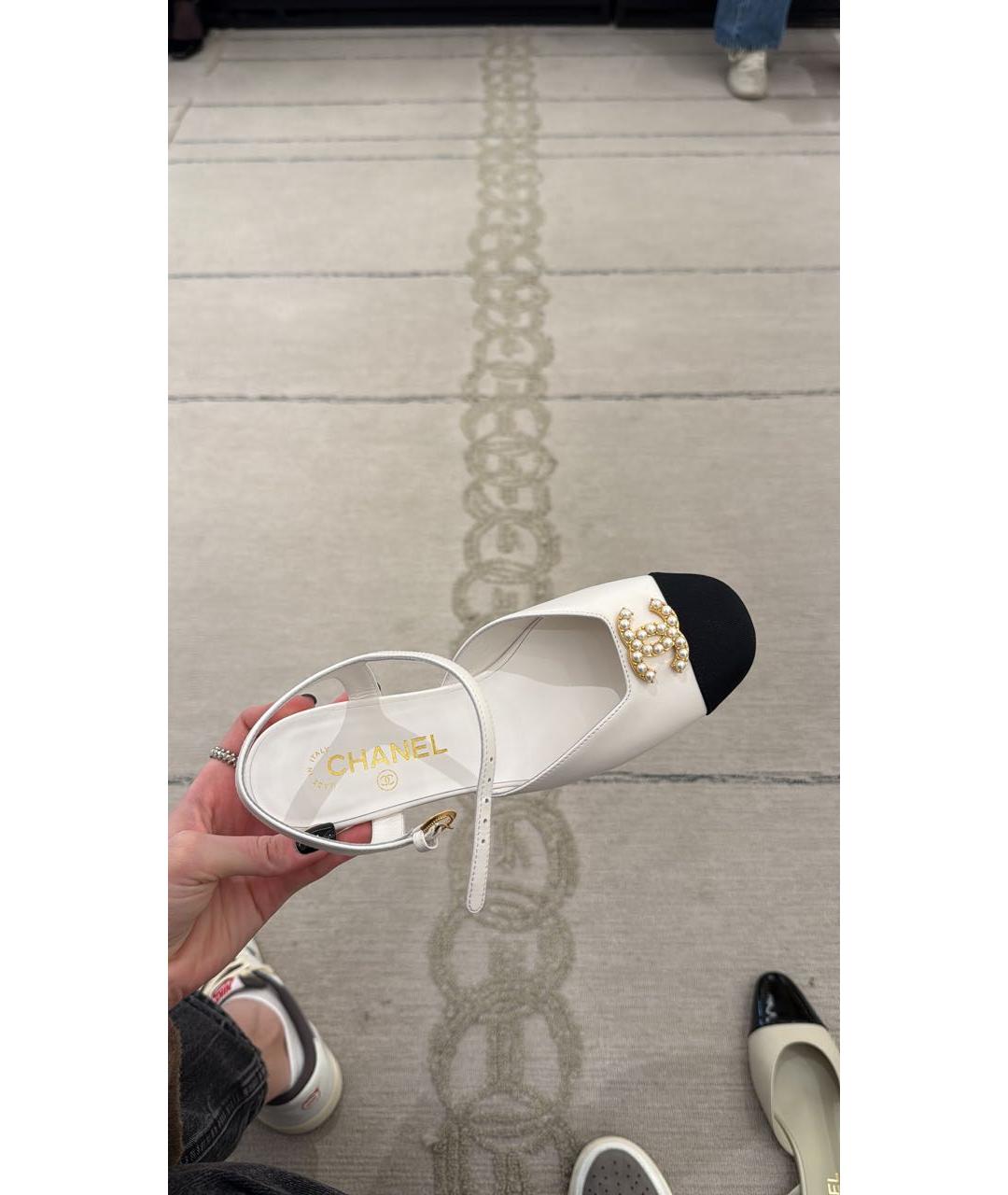 CHANEL Белые кожаные балетки, фото 6