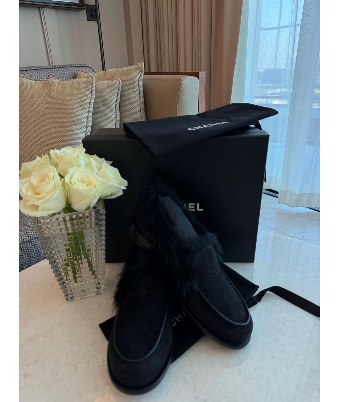 CHANEL Черные замшевые лоферы, фото 3