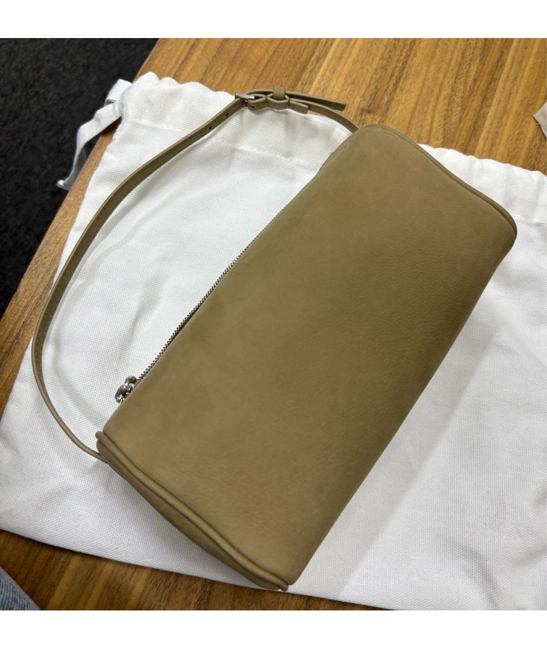 THE ROW Бежевая замшевая сумка с короткими ручками, фото 5