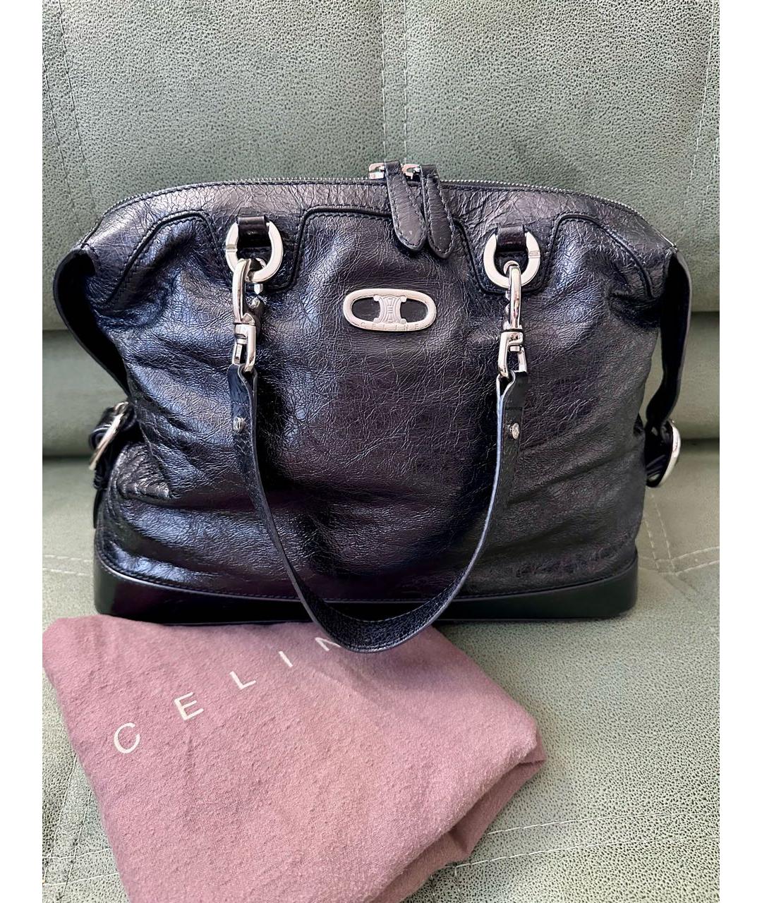 CELINE Черная сумка с короткими ручками из лакированной кожи, фото 9