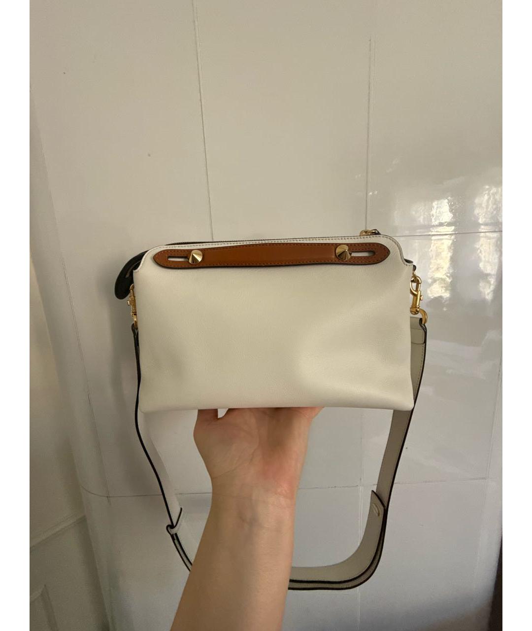 FENDI Белая кожаная сумка через плечо, фото 3