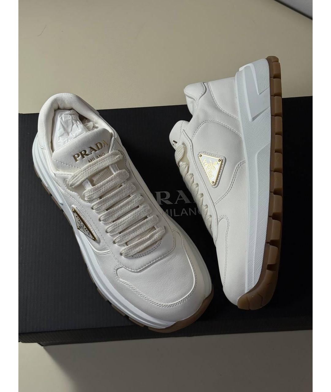 PRADA Белые кожаные кроссовки, фото 5