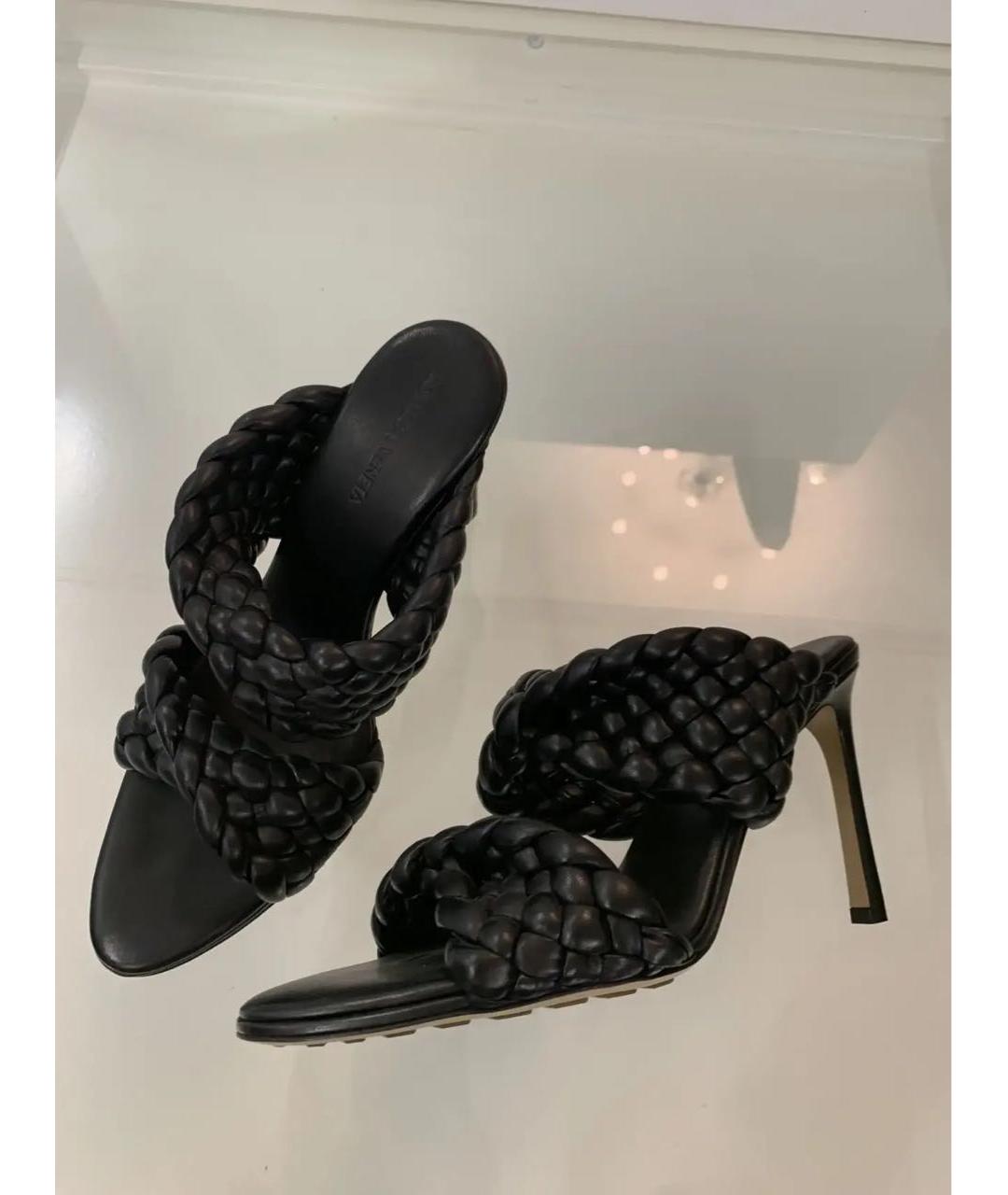 BOTTEGA VENETA Черные кожаные сабо, фото 3