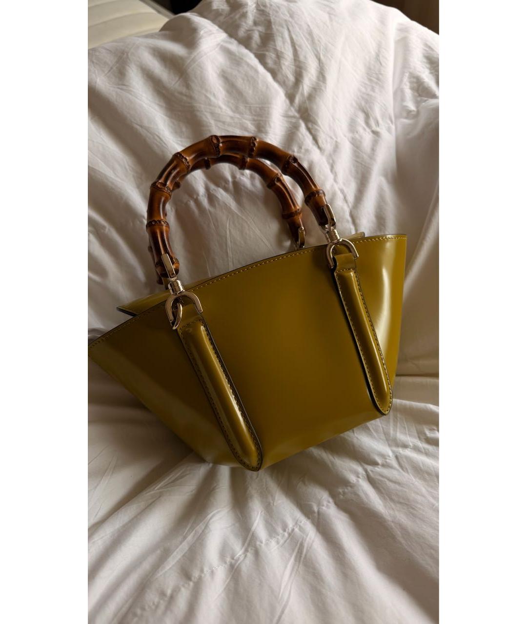 GUCCI Сумка с короткими ручками из лакированной кожи, фото 2