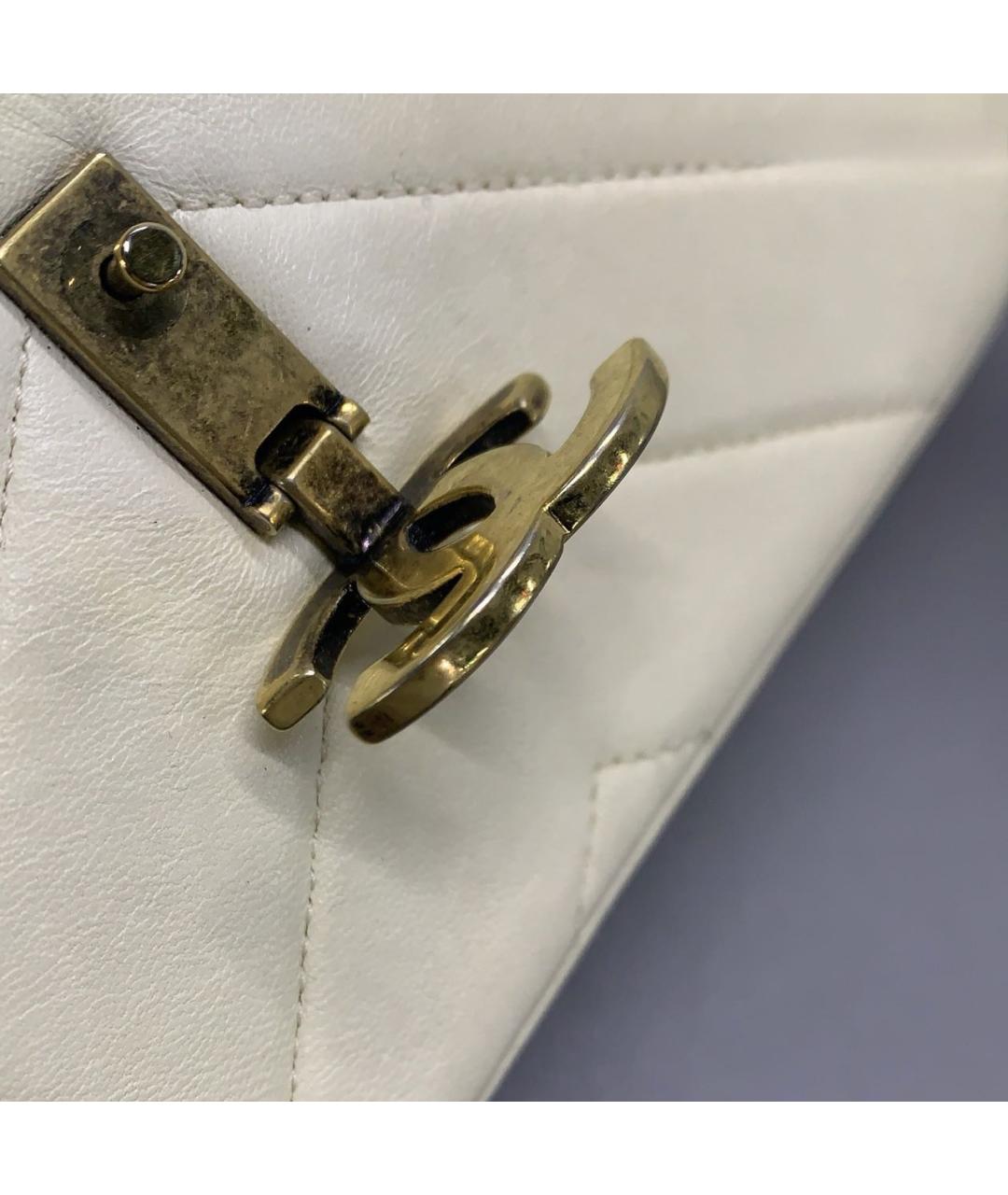 CHANEL Белая кожаная сумка через плечо, фото 6