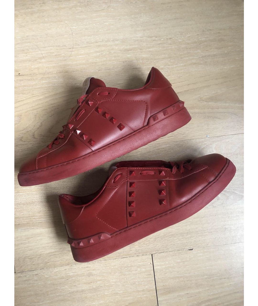 VALENTINO GARAVANI Красные кожаные низкие кроссовки / кеды, фото 2