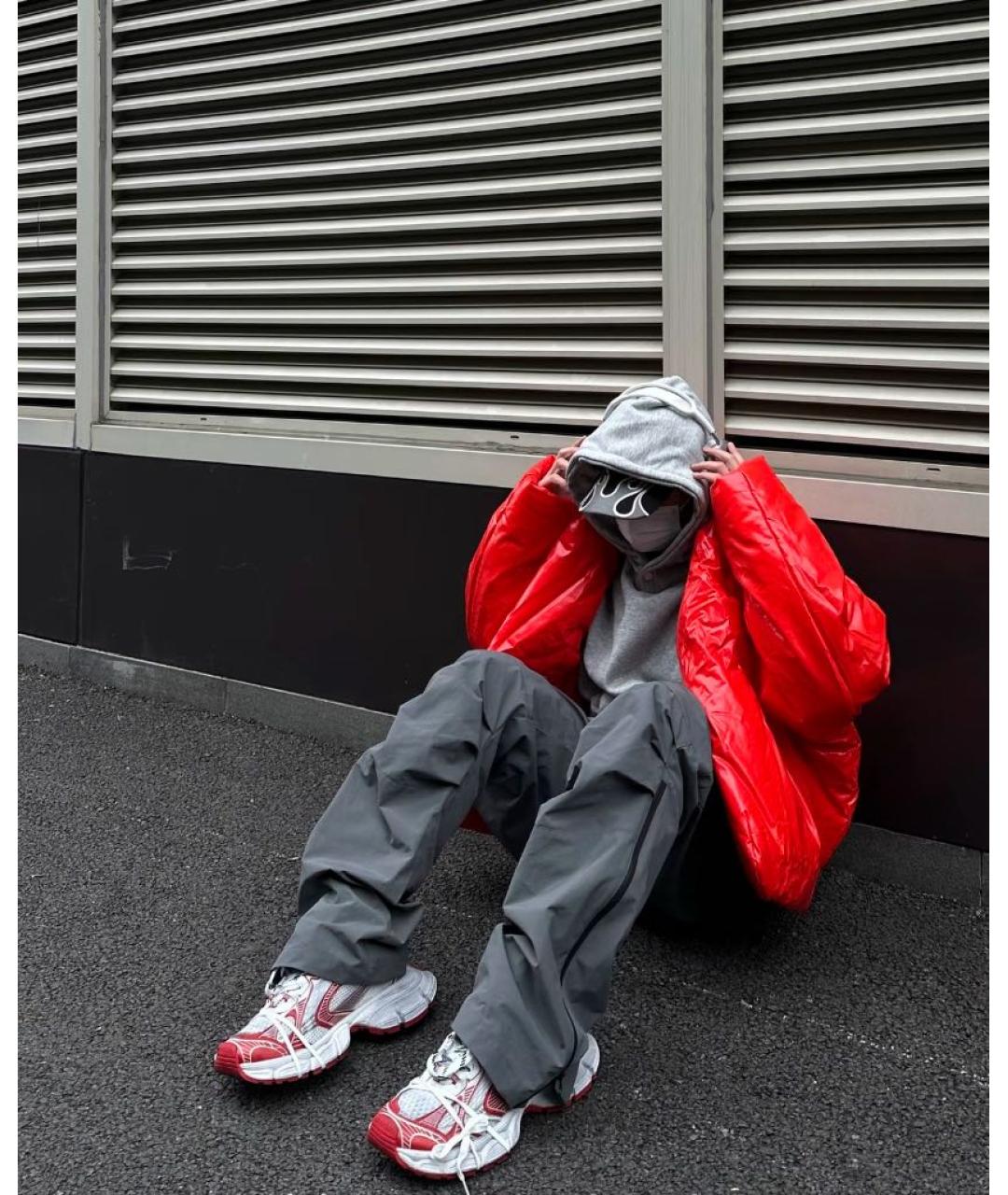 YEEZY Красный полиэстеровый пуховик, фото 3