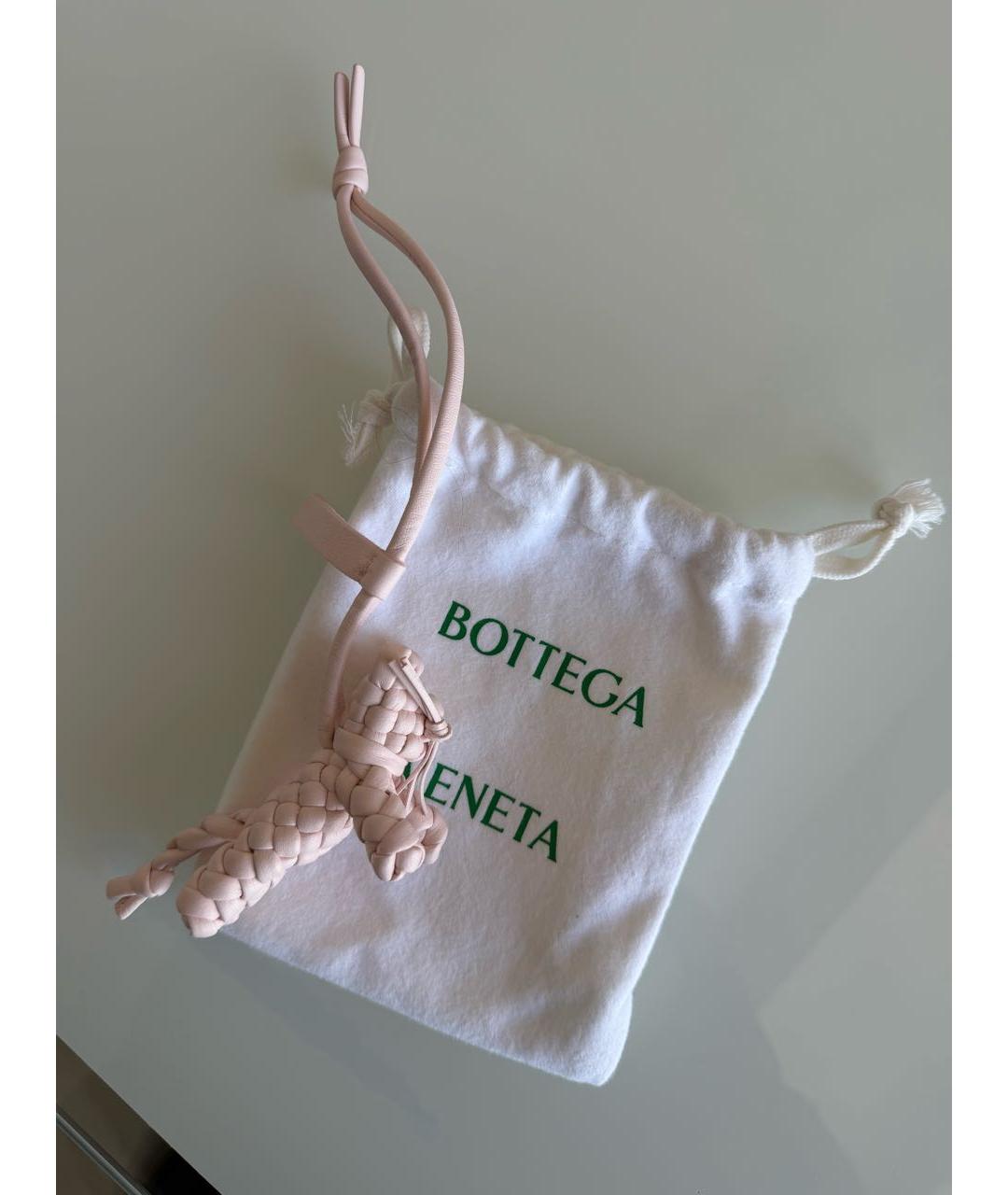 BOTTEGA VENETA Розовый брелок, фото 6