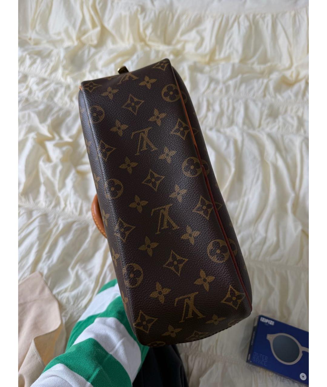 LOUIS VUITTON Коричневая сумка с короткими ручками, фото 4