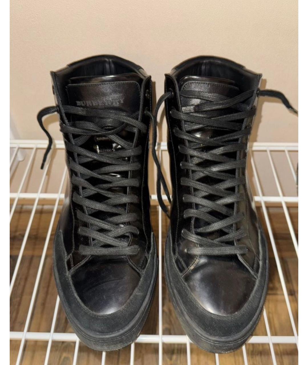 BURBERRY Черные высокие кроссовки / кеды из лакированной кожи, фото 2