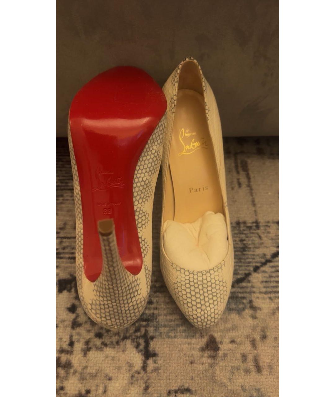 CHRISTIAN LOUBOUTIN Белые туфли из экзотической кожи, фото 3