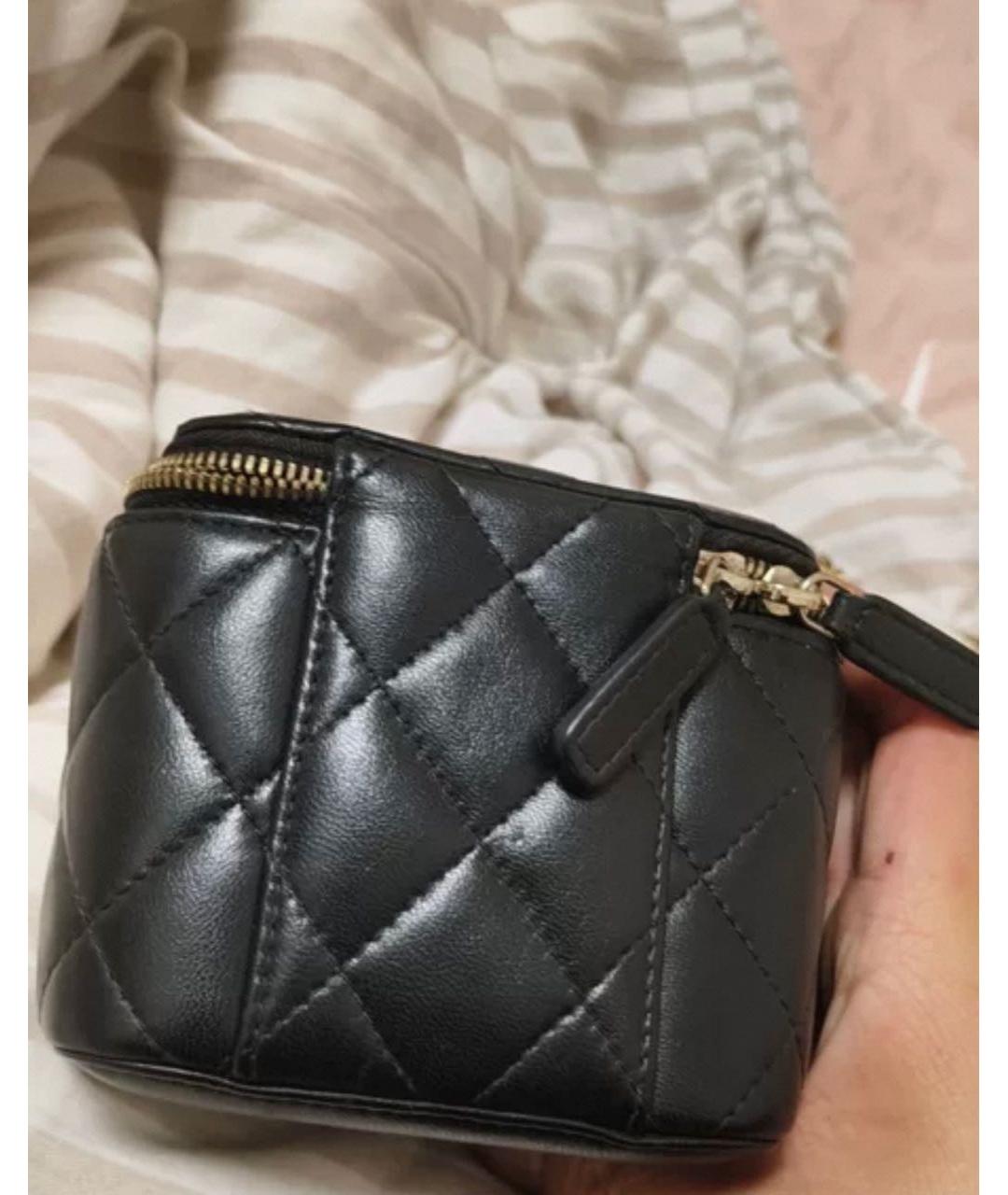 CHANEL Черная кожаная сумка через плечо, фото 2