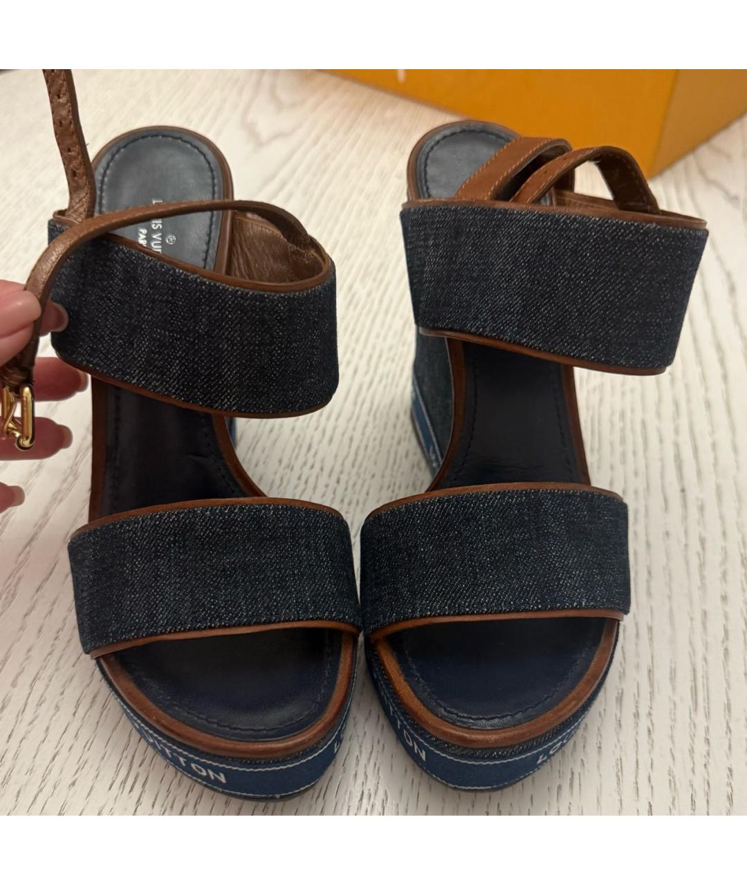 LOUIS VUITTON Темно-синие босоножки, фото 2
