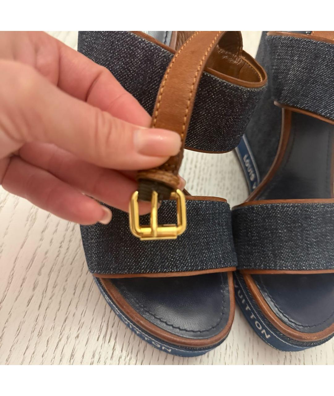 LOUIS VUITTON Темно-синие босоножки, фото 8