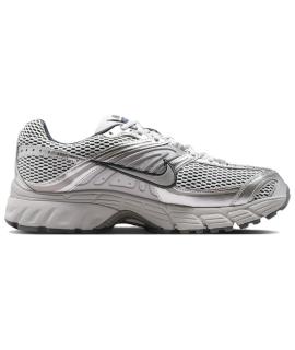 NIKE Низкие кроссовки / кеды