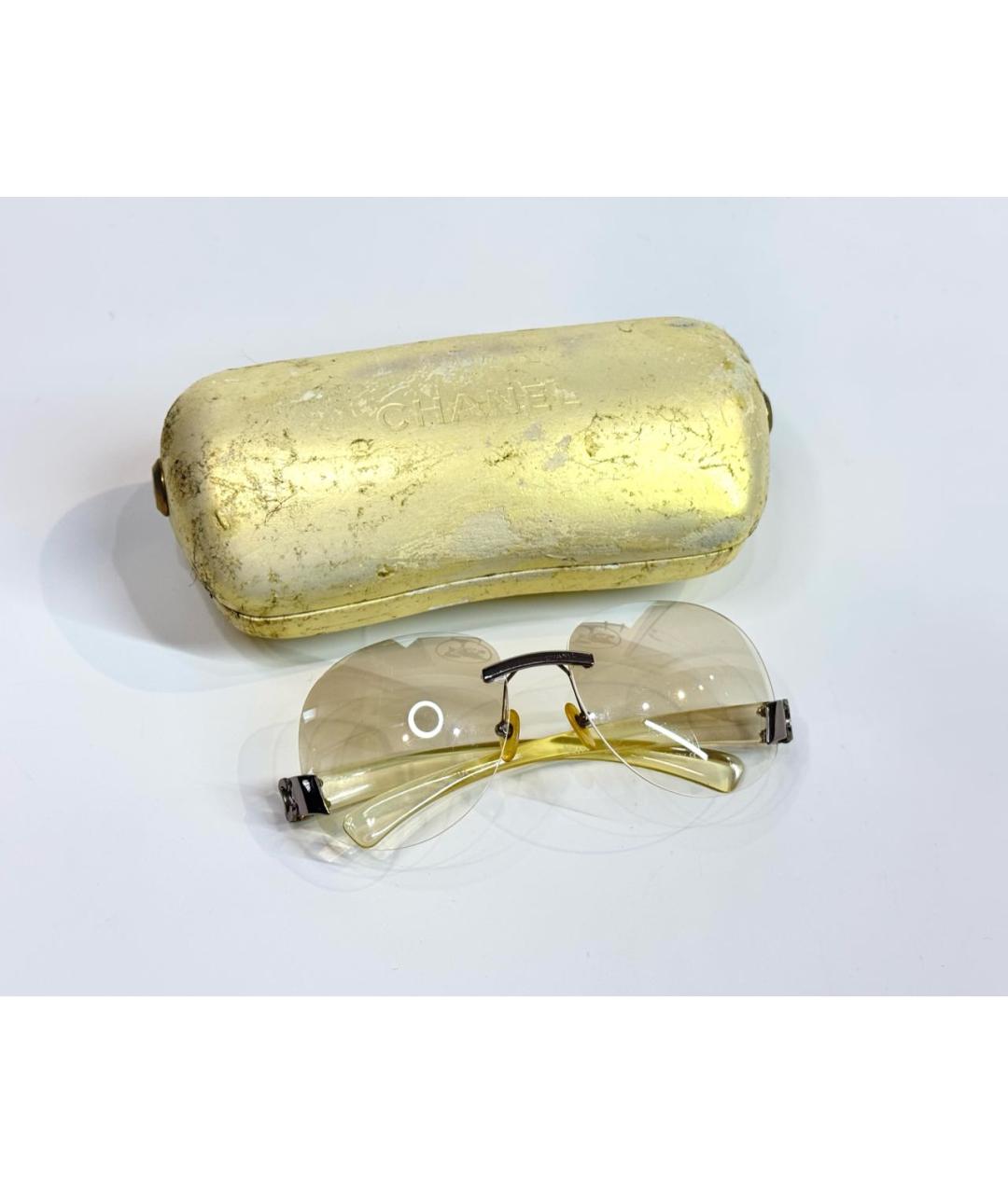 CHANEL Бежевые пластиковые солнцезащитные очки, фото 4