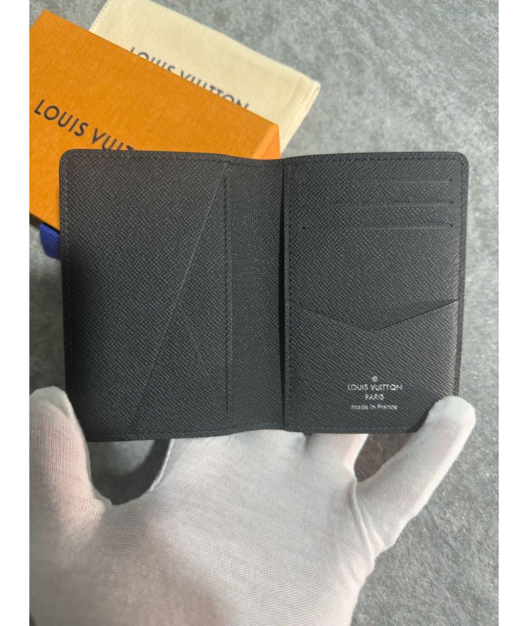 LOUIS VUITTON Черный кожаный кардхолдер, фото 3