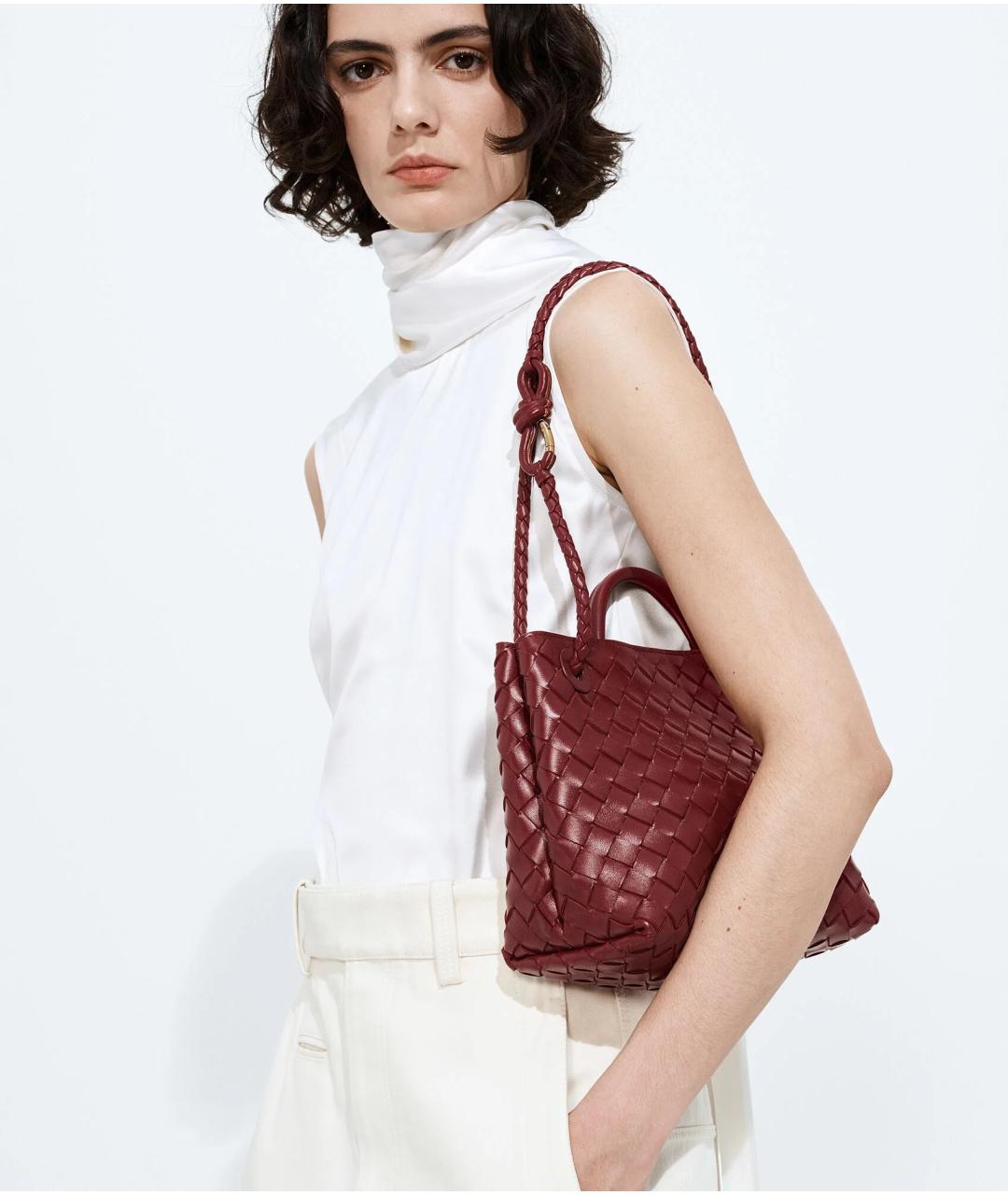 BOTTEGA VENETA Красная кожаная сумка с короткими ручками, фото 5