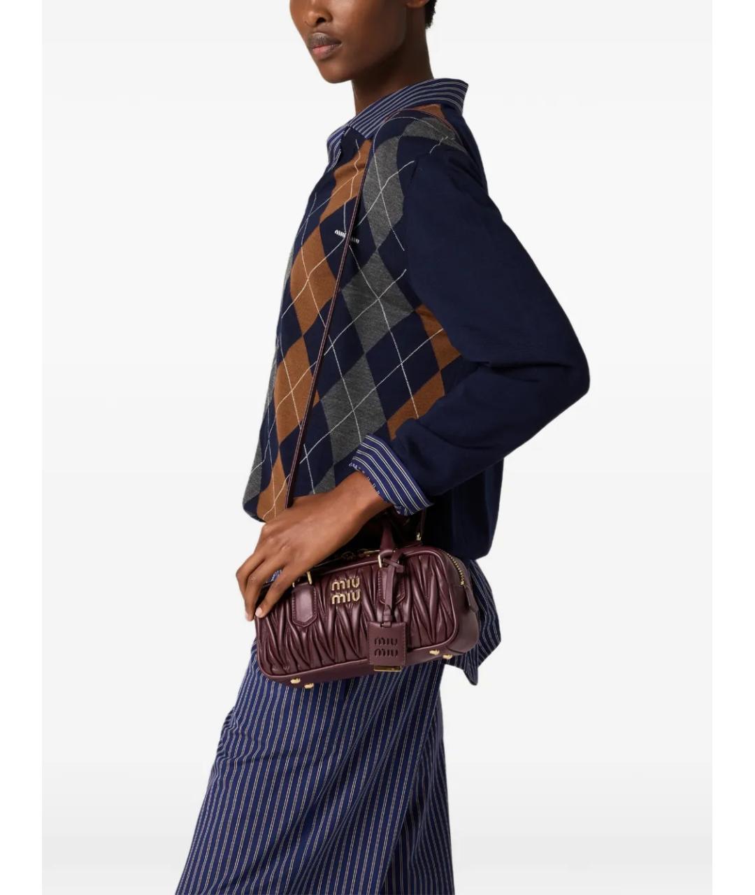 MIU MIU Бордовая кожаная сумка с короткими ручками, фото 2