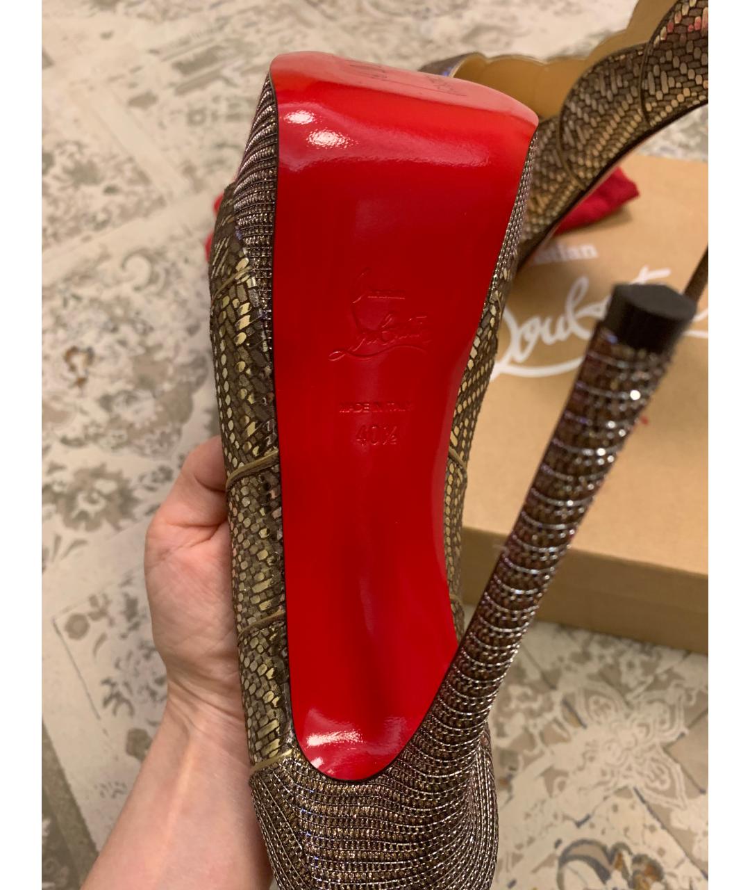 CHRISTIAN LOUBOUTIN Серебряные кожаные туфли, фото 4