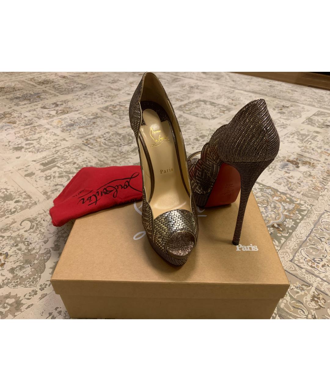 CHRISTIAN LOUBOUTIN Серебряные кожаные туфли, фото 3