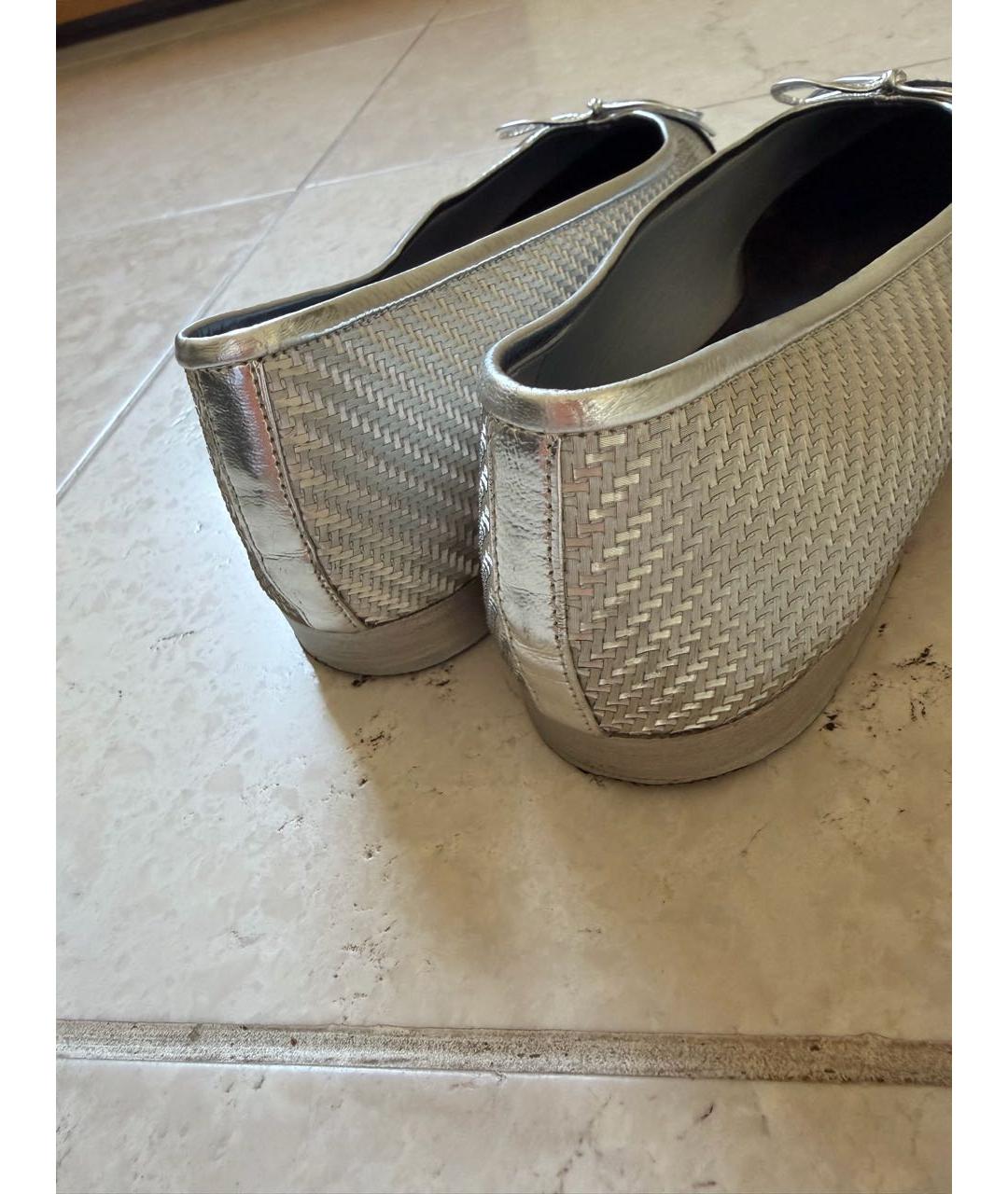 CHANEL Серебряные кожаные балетки, фото 3