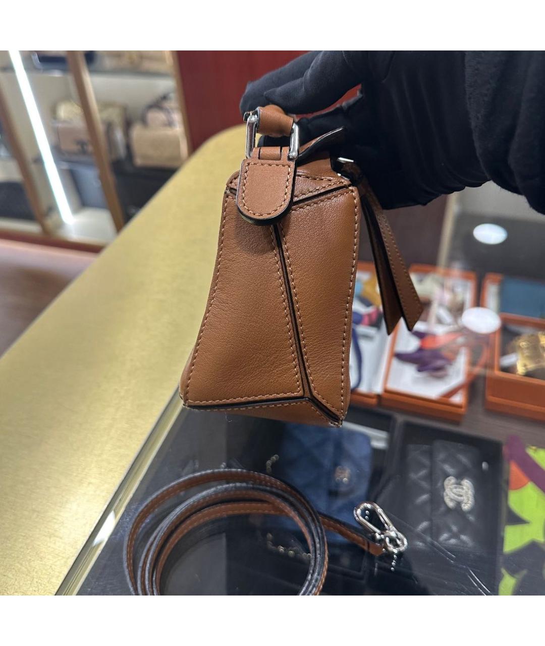 LOEWE Коричневая кожаная сумка через плечо, фото 6