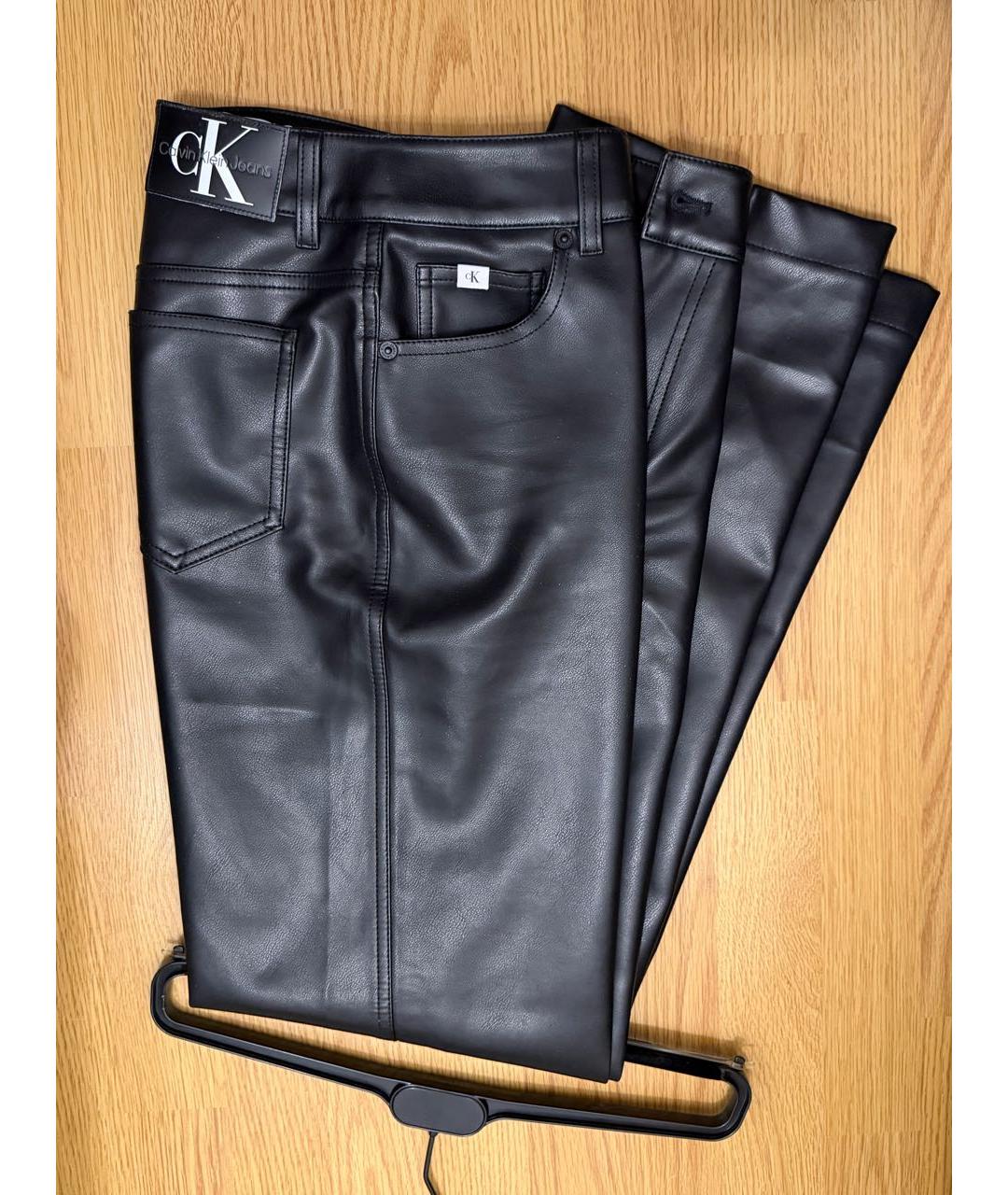 CALVIN KLEIN Черные полиуретановые прямые брюки, фото 6