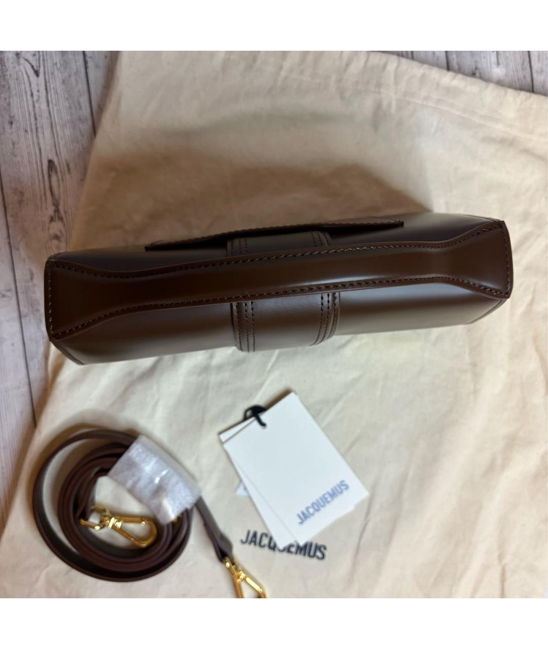 JACQUEMUS Коричневая кожаная сумка с короткими ручками, фото 4