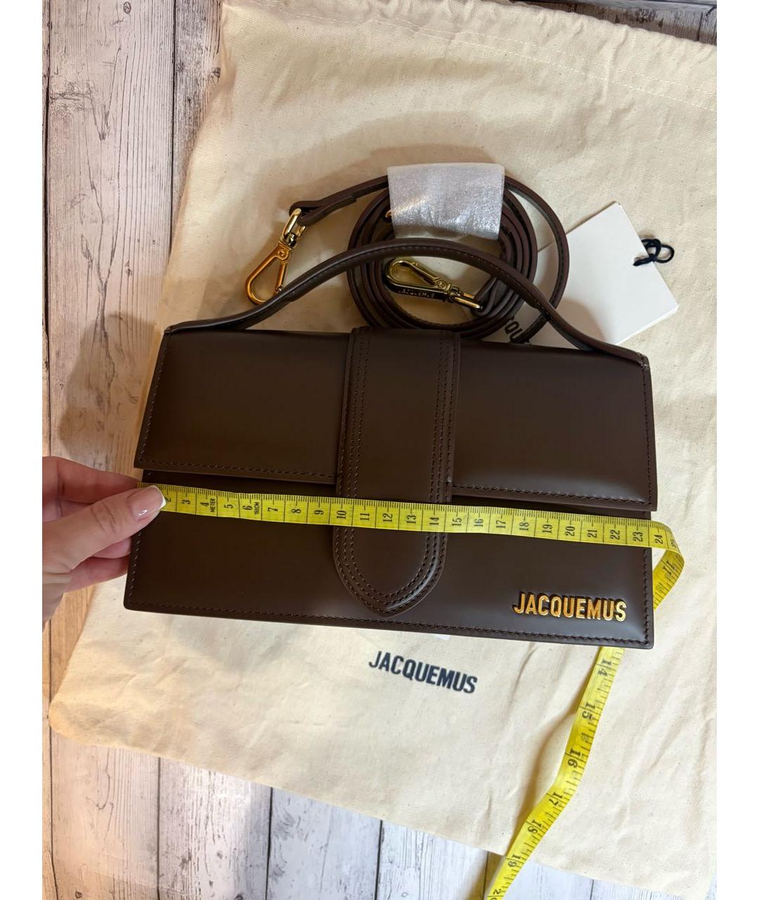 JACQUEMUS Коричневая кожаная сумка с короткими ручками, фото 6