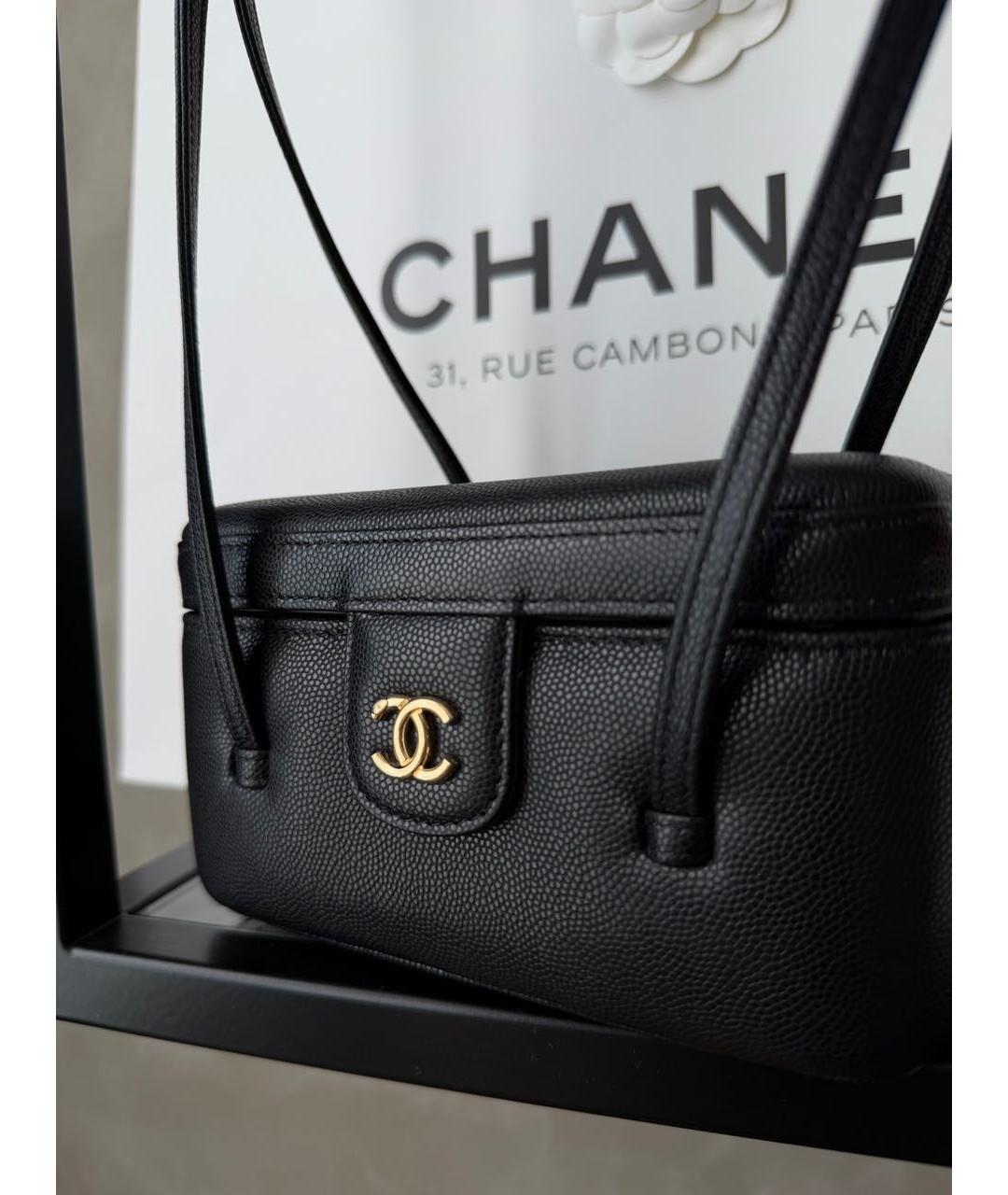 CHANEL Черная кожаная сумка с короткими ручками, фото 4