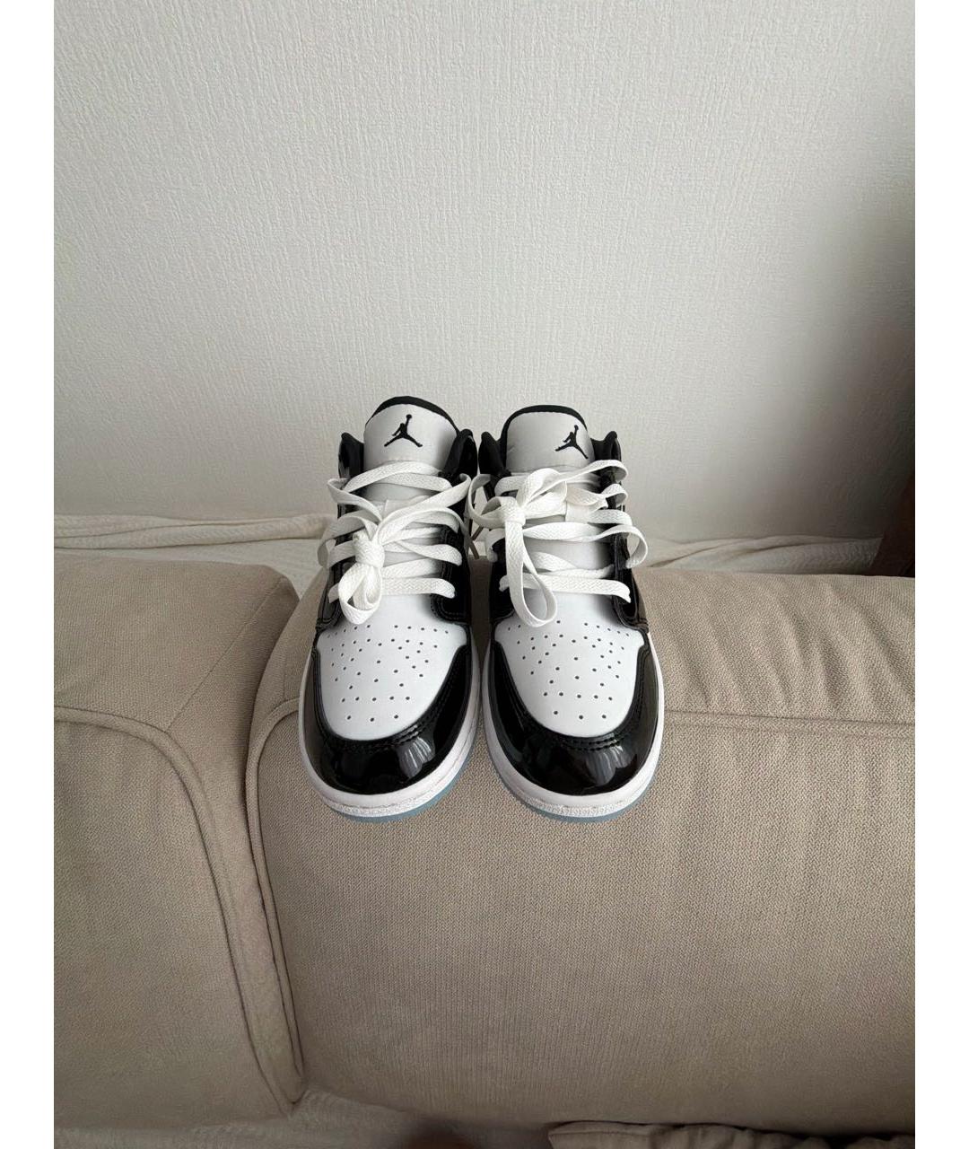 JORDAN Черные кроссовки из лакированной кожи, фото 2