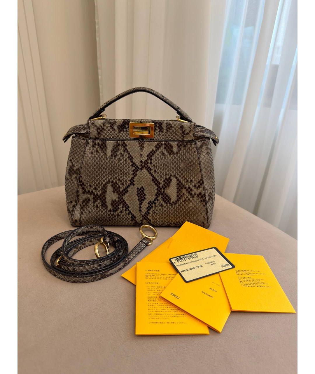 FENDI Бежевая сумка с короткими ручками из экзотической кожи, фото 7