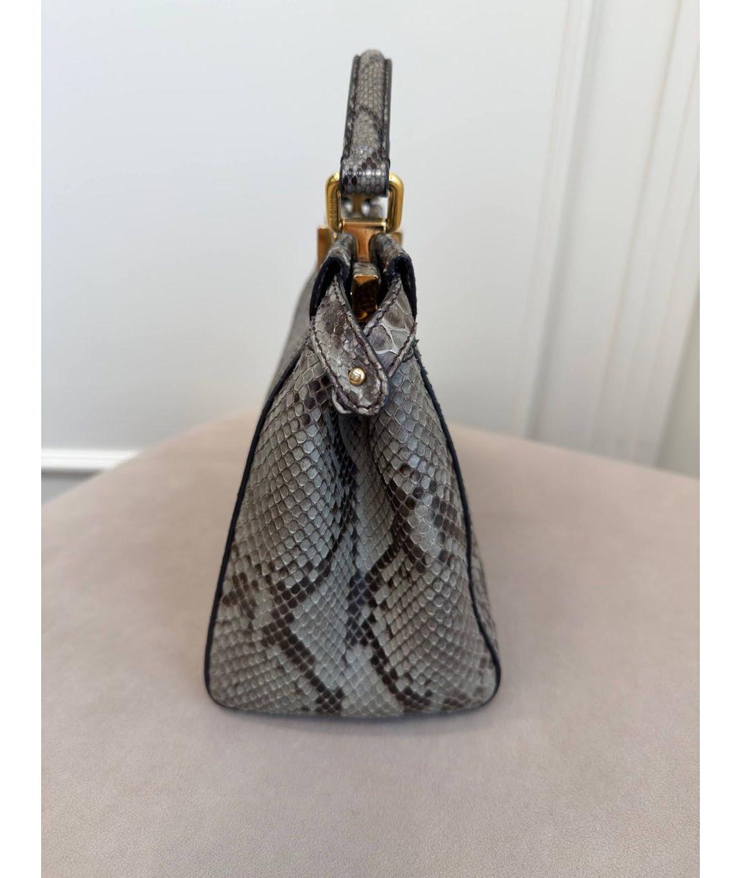 FENDI Бежевая сумка с короткими ручками из экзотической кожи, фото 2