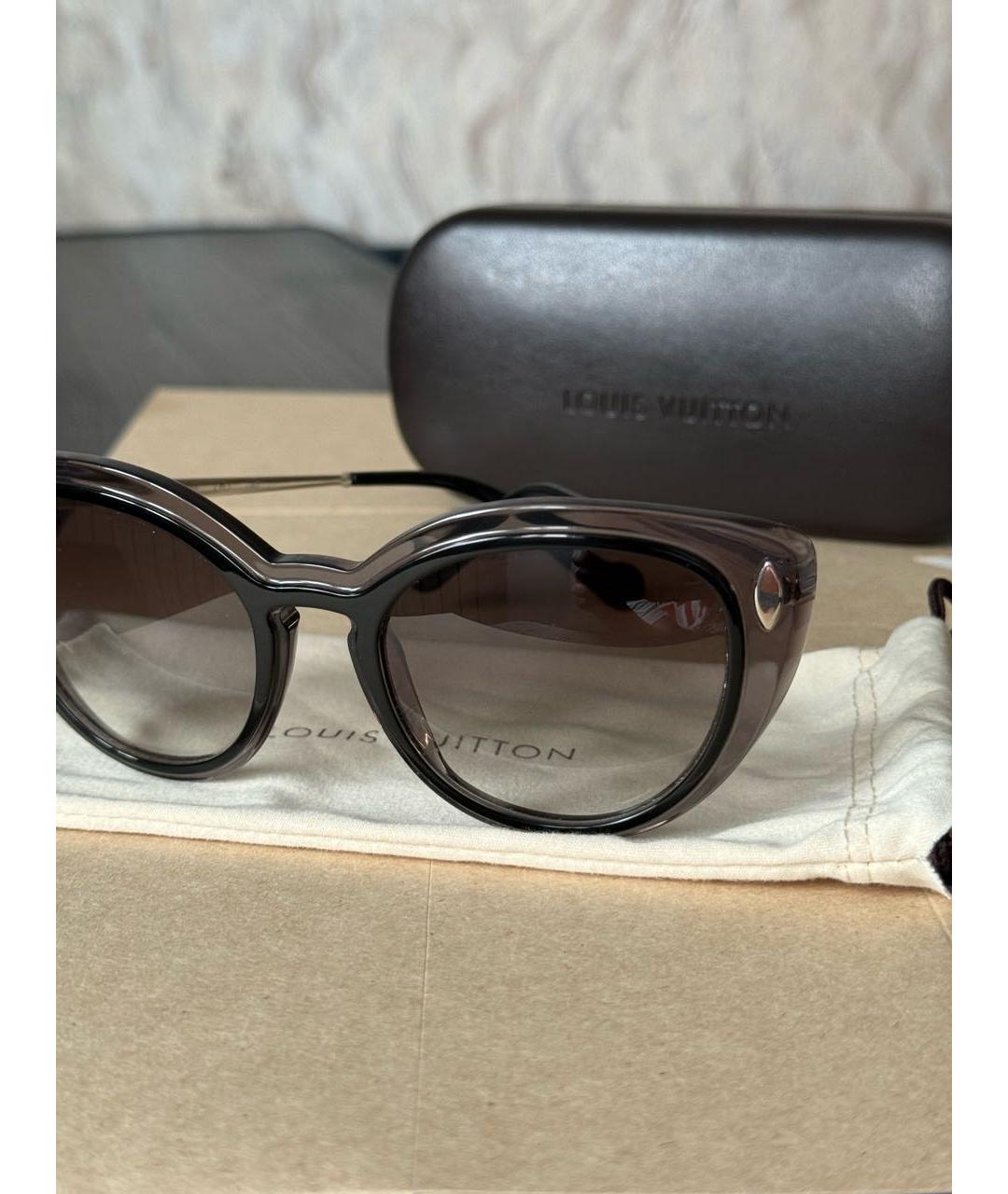 LOUIS VUITTON Антрацитовые пластиковые солнцезащитные очки, фото 8