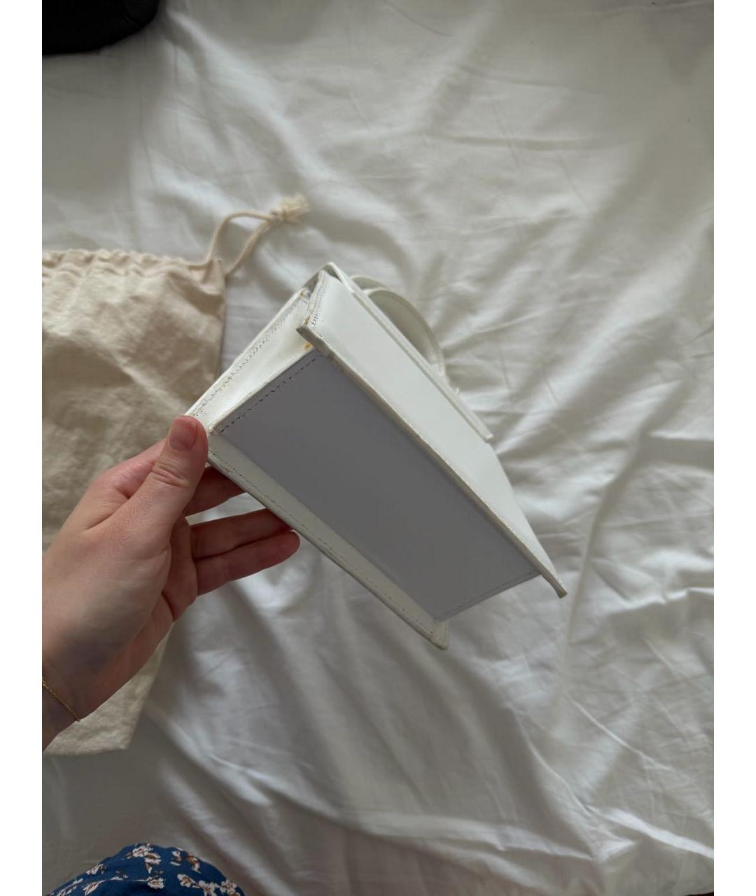 JACQUEMUS Белая кожаная сумка с короткими ручками, фото 5