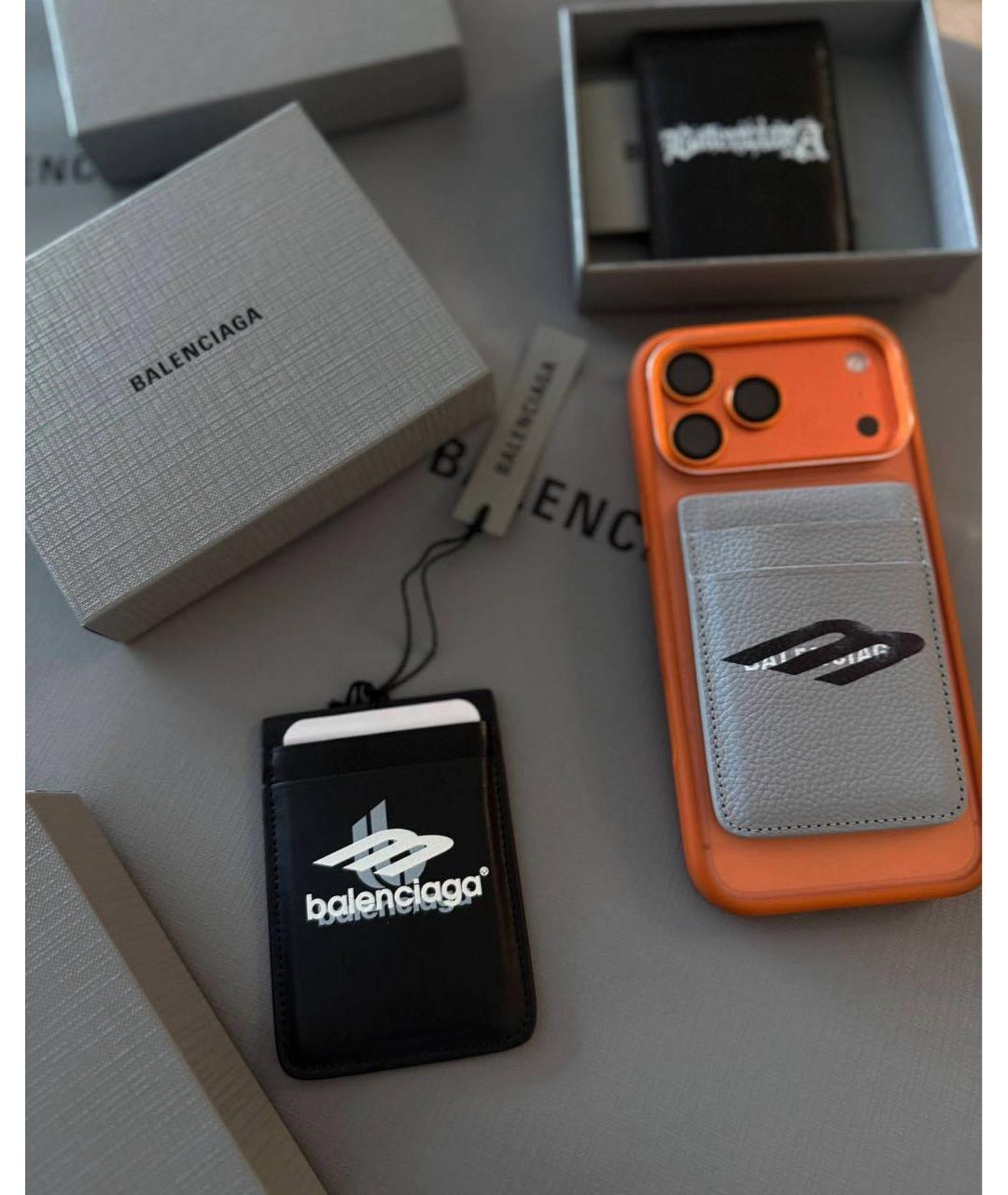 BALENCIAGA Серый кожаный кардхолдер, фото 3
