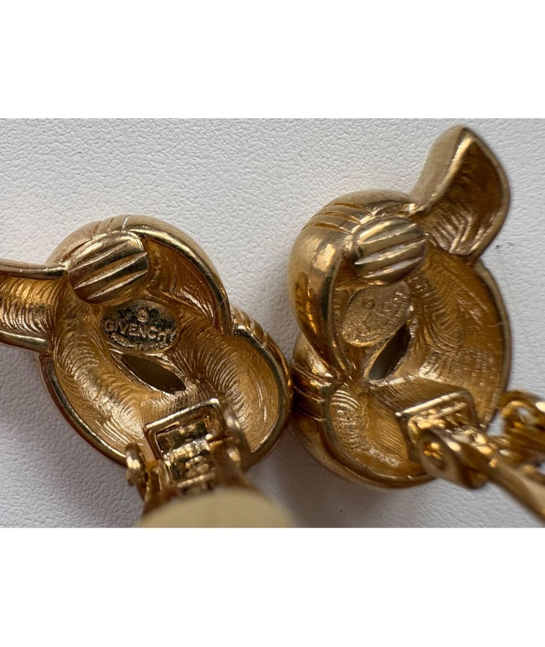 GIVENCHY Золотые металлические клипсы, фото 5