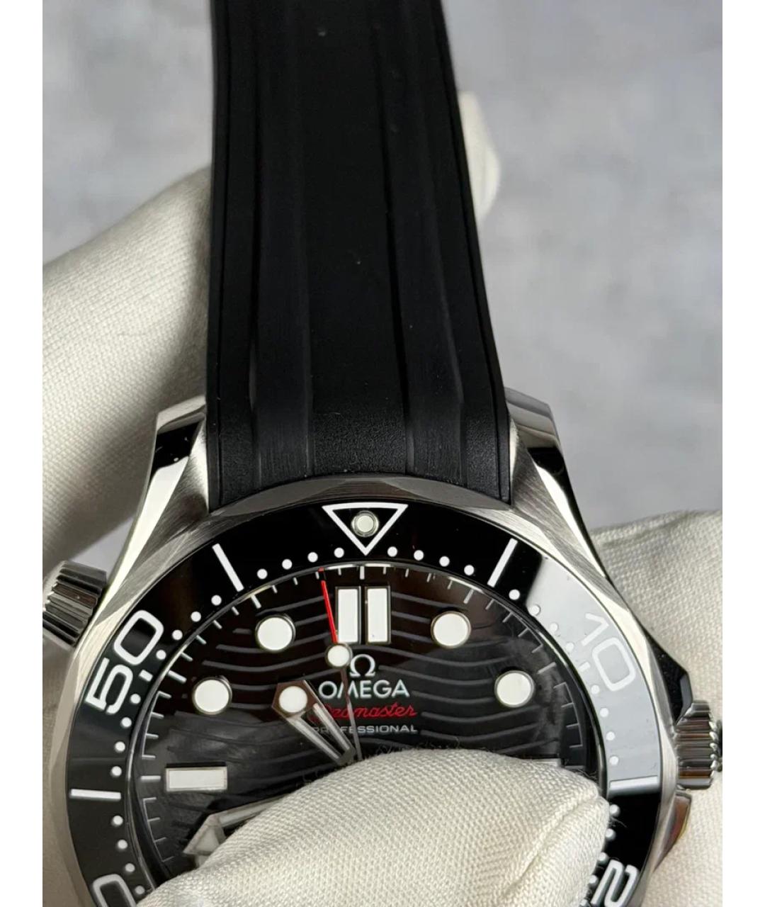 OMEGA Черные металлические часы, фото 5