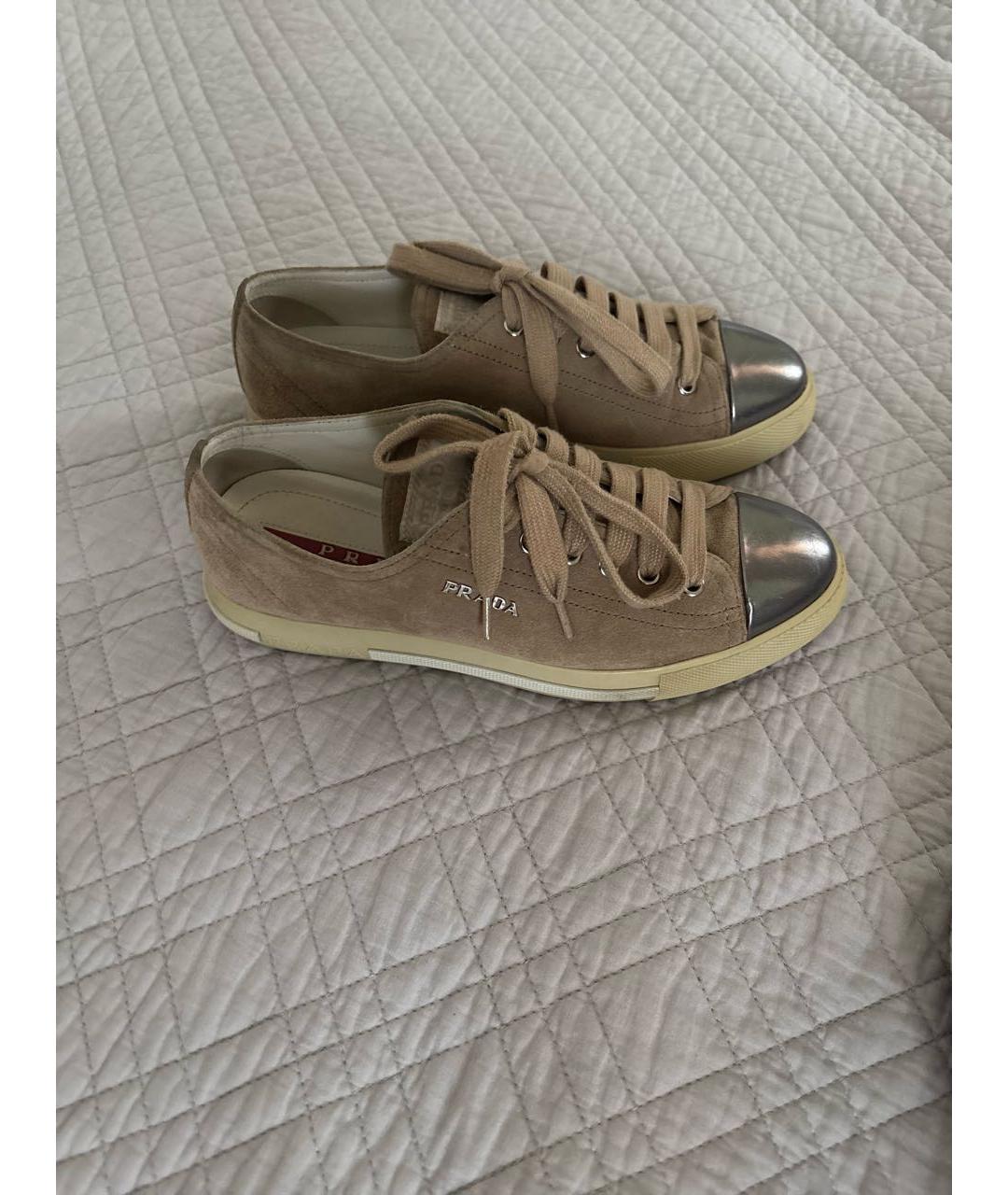 PRADA Бежевые замшевые кеды, фото 5