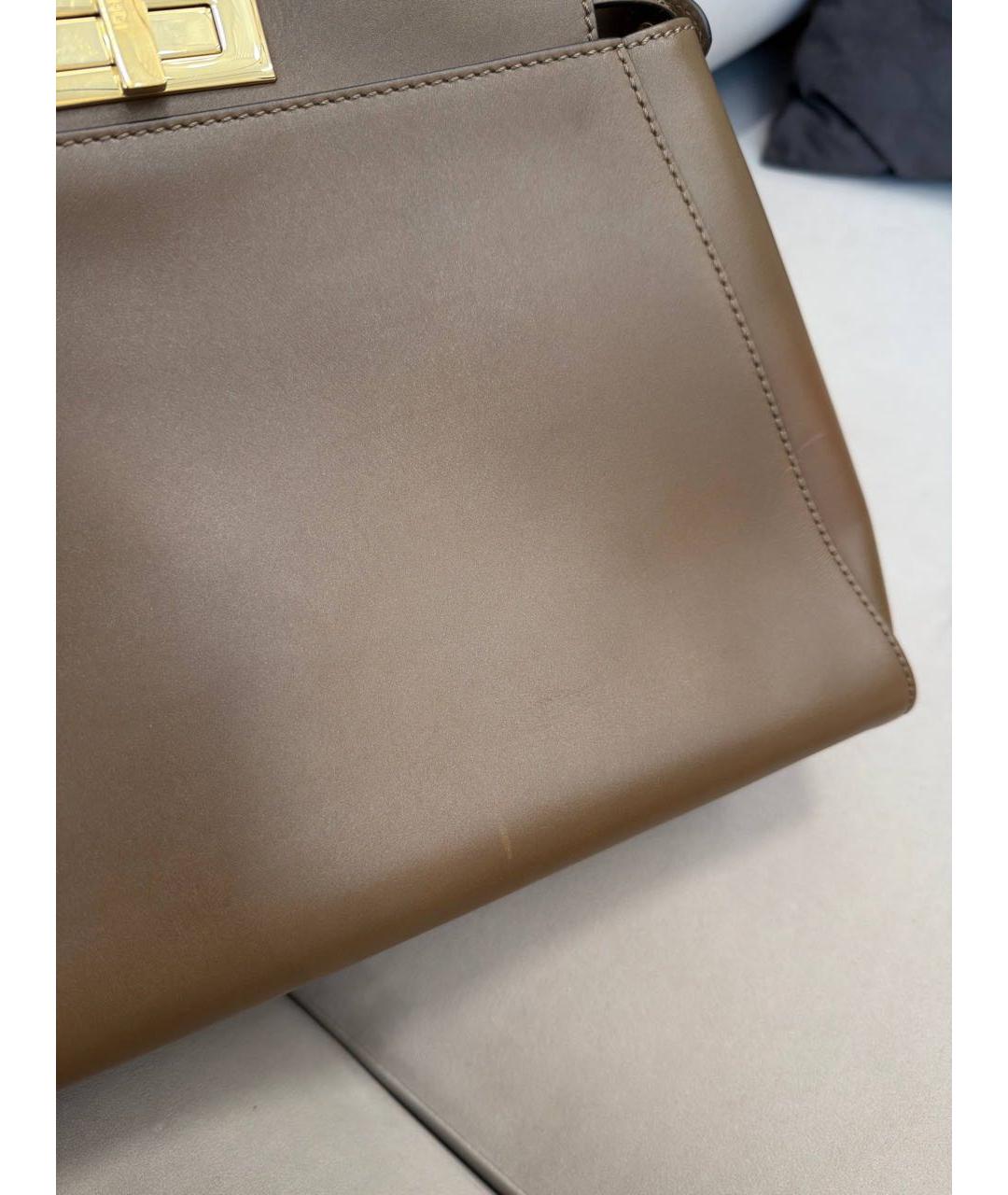 FENDI Коричневая кожаная сумка с короткими ручками, фото 7
