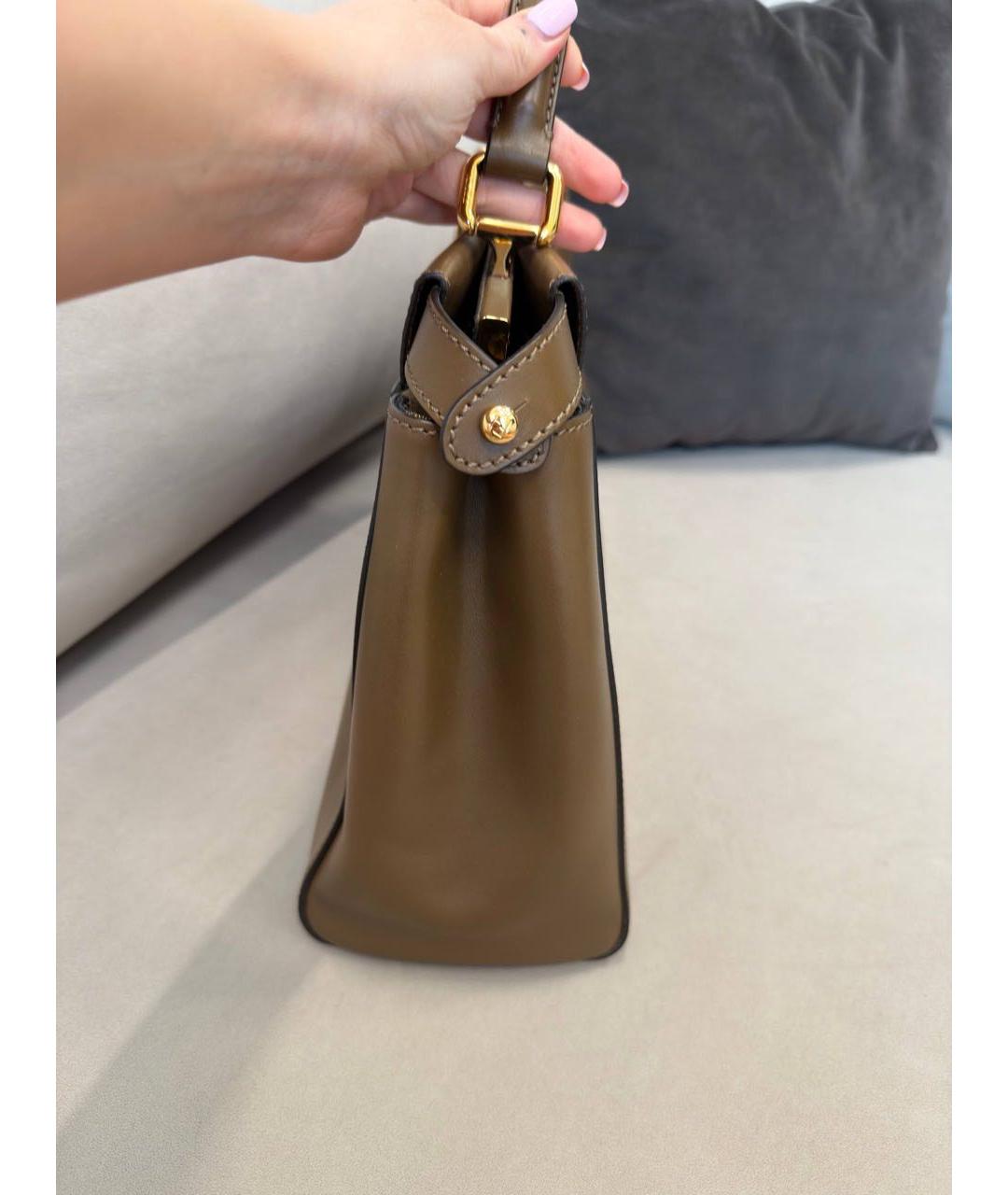 FENDI Коричневая кожаная сумка с короткими ручками, фото 3