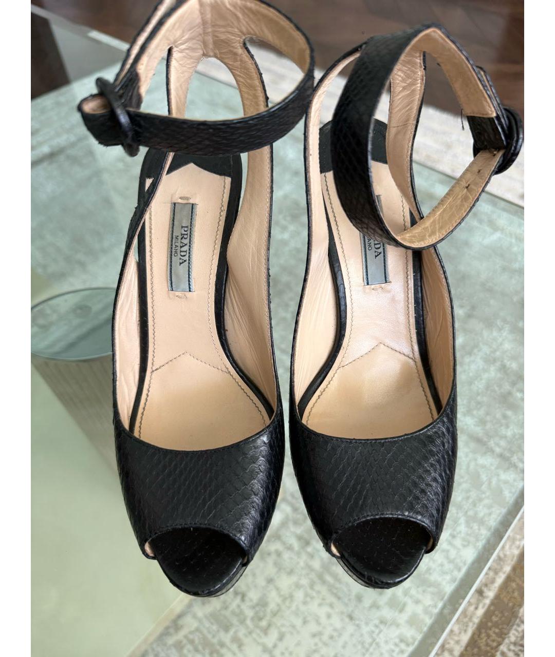 PRADA Черные кожаные босоножки, фото 2