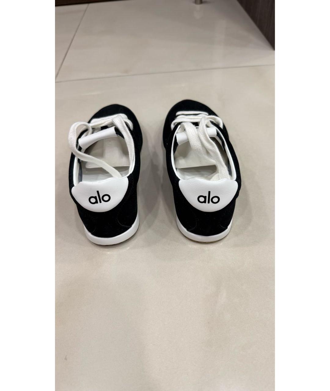 ALO YOGA Черные замшевые кеды, фото 3