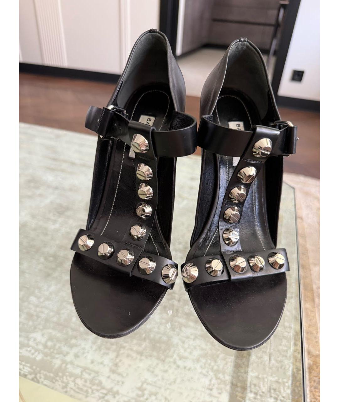 BALENCIAGA Черные кожаные босоножки, фото 3