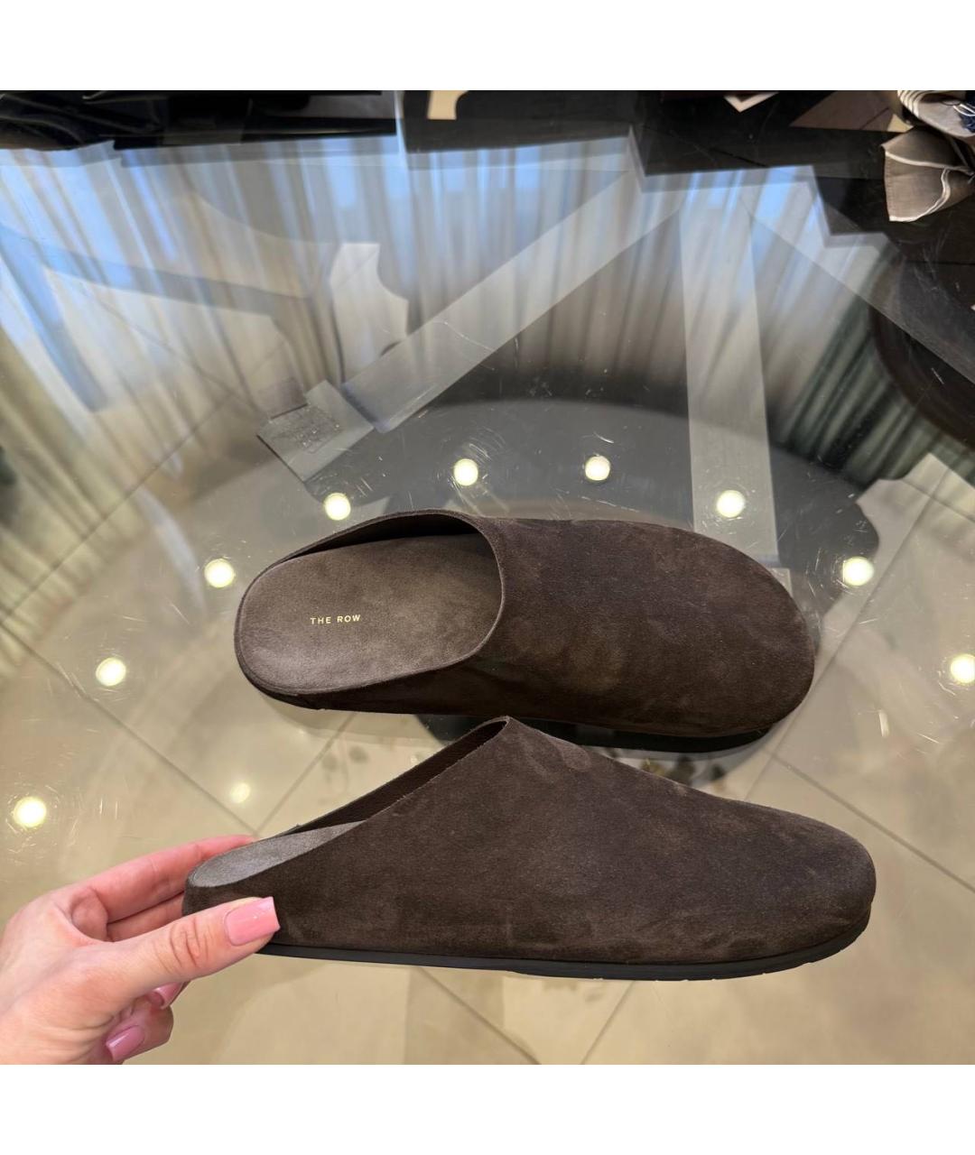 THE ROW Коричневые замшевые мюли, фото 2