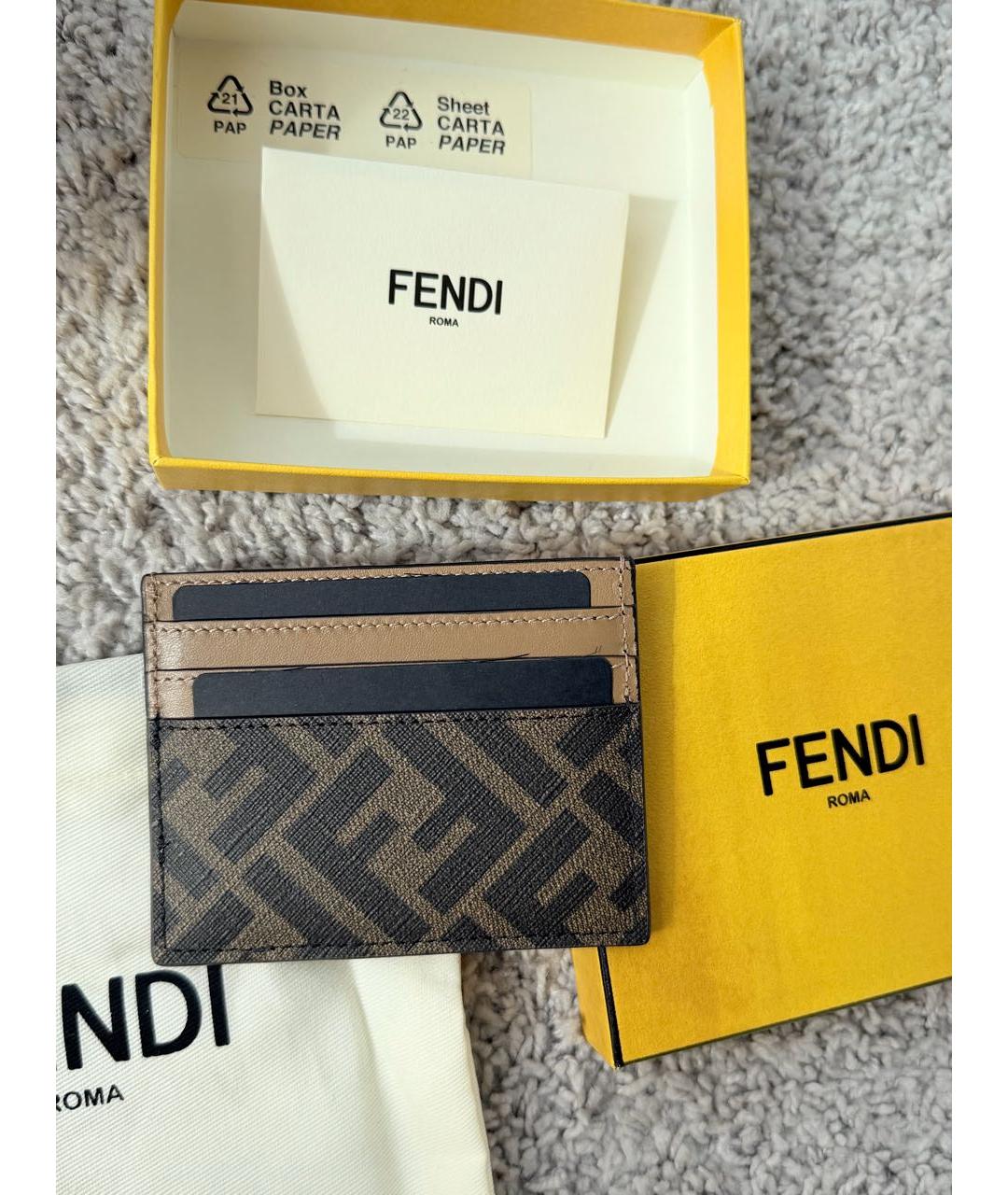 FENDI Коричневый кожаный кардхолдер, фото 3