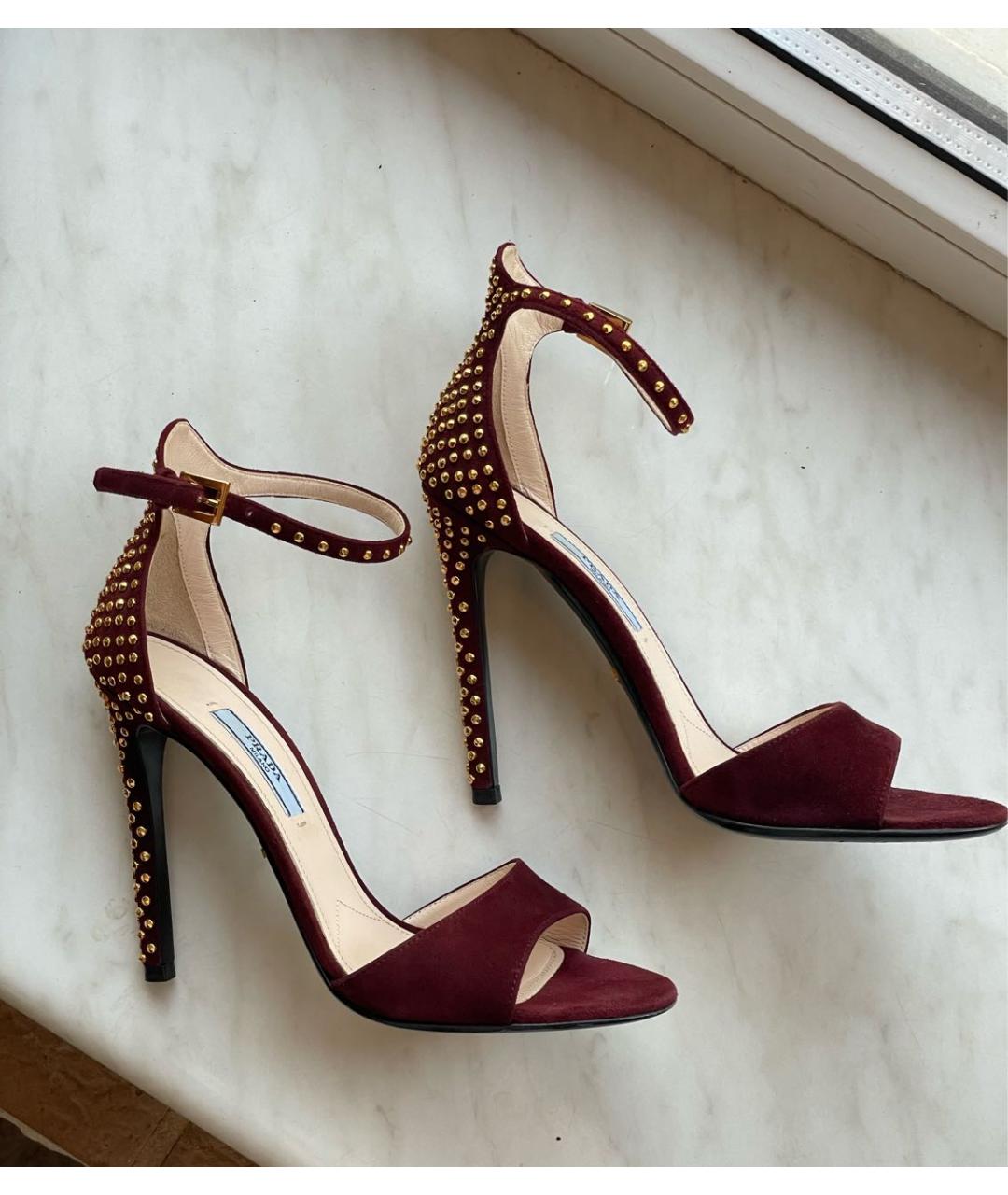 PRADA Бордовые замшевые босоножки, фото 9