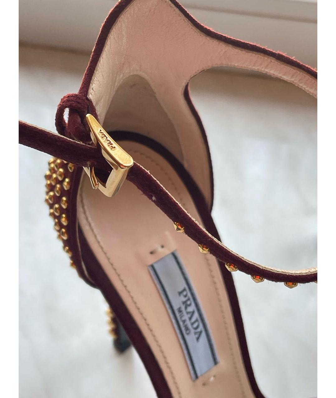 PRADA Бордовые замшевые босоножки, фото 6